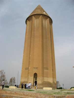 De Gonbad-e Qabus! Een Astronomische Icoon en Verwonderlijk Architecturaal Mysterie