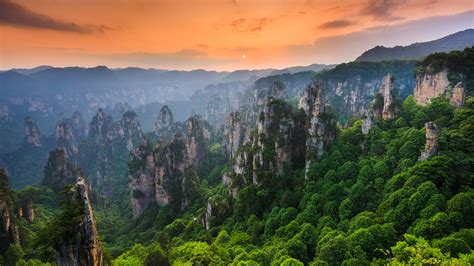  De wonderlijke Zhangjiajie Nationaal Park: een adembenemend berglandschap vol mystieke schoonheid!